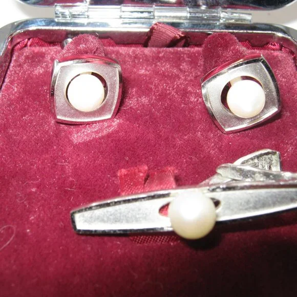 Vintage 1960's SWANK Cufflink and Tie Clip Set - Never used. - Picture 2 of 4